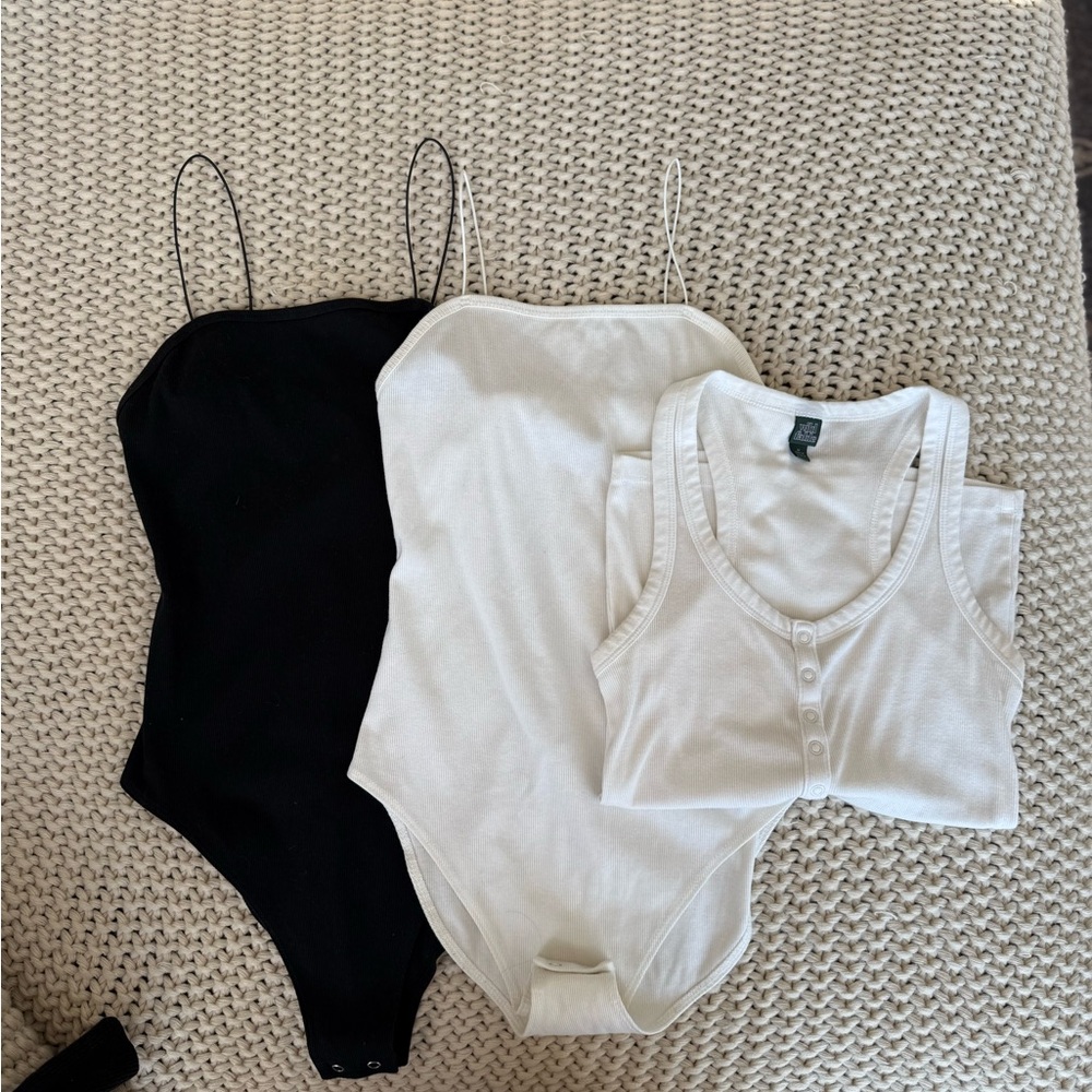 Wild Fable Black and White Tank Top Set